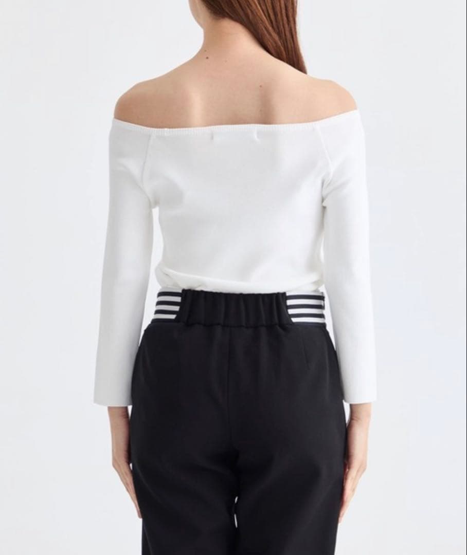 み*ー様 【新品】BORDERS at BALCONY パールオフショルダートッ - メルカリ