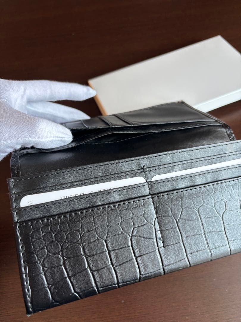 皇居菊の御紋入り 長財布 クロコダイル風型押し 黒 - メルカリ