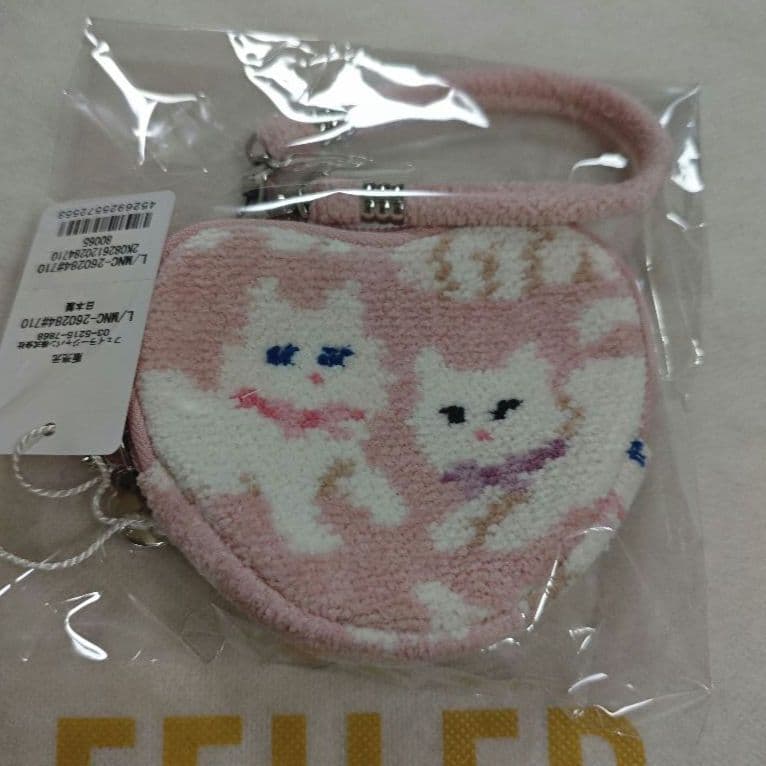 フェイラー モフモフネコチャン ハート型ポーチ ペールピンク 新品未使用 モフモフネコチャン ハート型ポーチ L/MNC-260284(ペールピンク