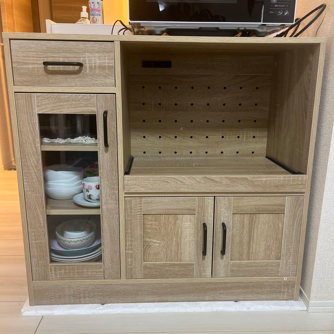 食器棚 収納棚 レンジ台 キッチン収納 ２口コンセント　組み立済 状態綺麗！ レンジ台 2口コンセント付き 食器棚 ロータイプ 【GREACK-グリック
