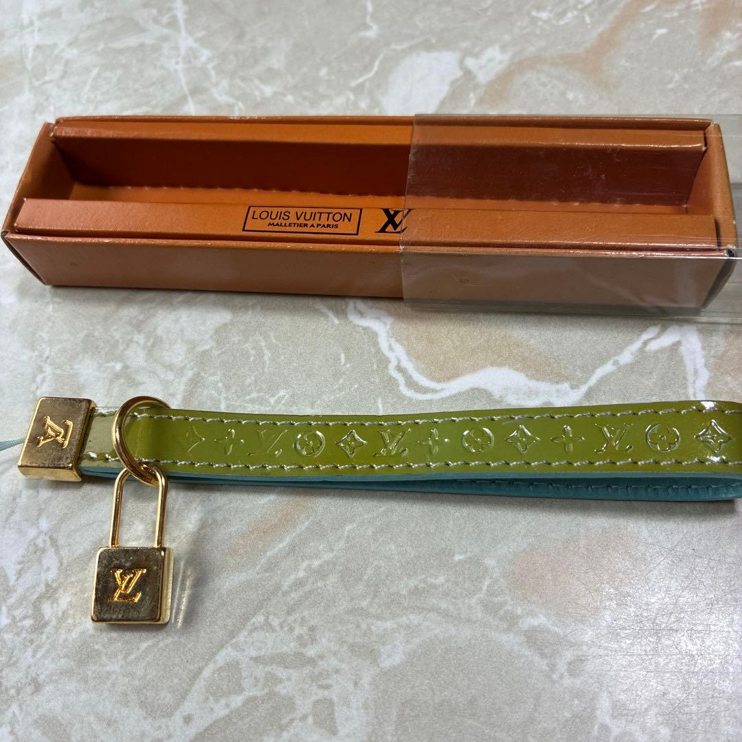 ルイヴィトン 携帯ストラップ LOUIS VUITTON - メルカリ