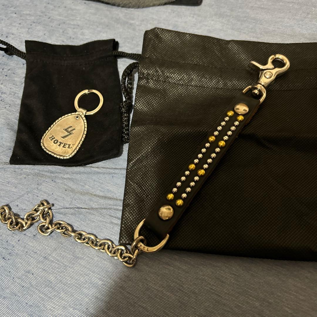ホテルという名の美容室　　HOTEL×US ウォレットチェーン＆キーホルダー ホテルという名の美容室 HOTEL × 三軒茶屋USコラボ ウォレットチェーン