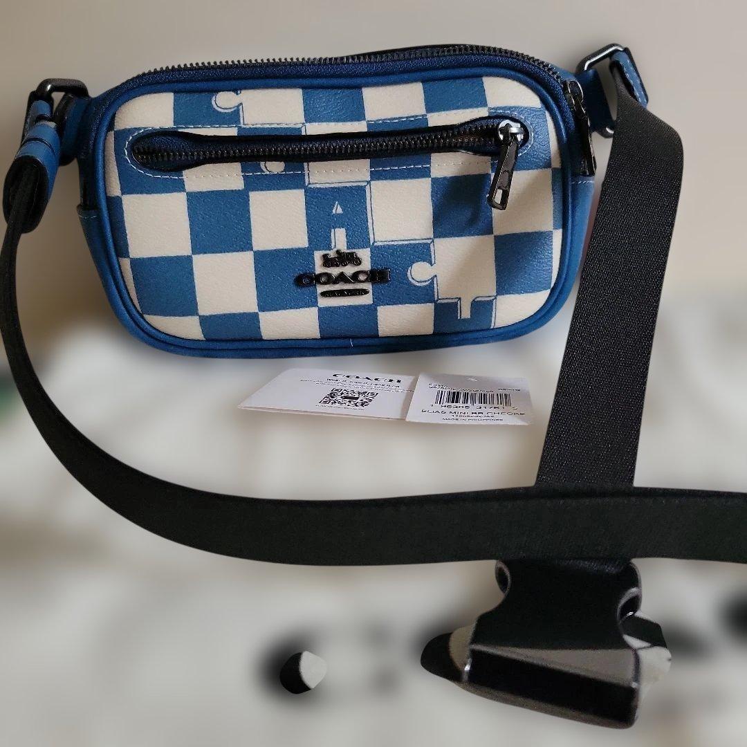 COACH コーチ CR210 ボディバッグ エリアス【未使用】最終価格 公式】コーチアウトレット | エリアス クロスボディ・シグネチャー