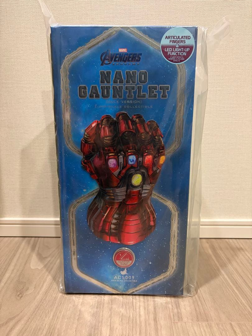 ホットトイズ １／４スケール　ナノ・ガントレット（ハルク版） ACS009 ホットトイズジャパン、手軽に飾れる1/4スケールの「ナノ
