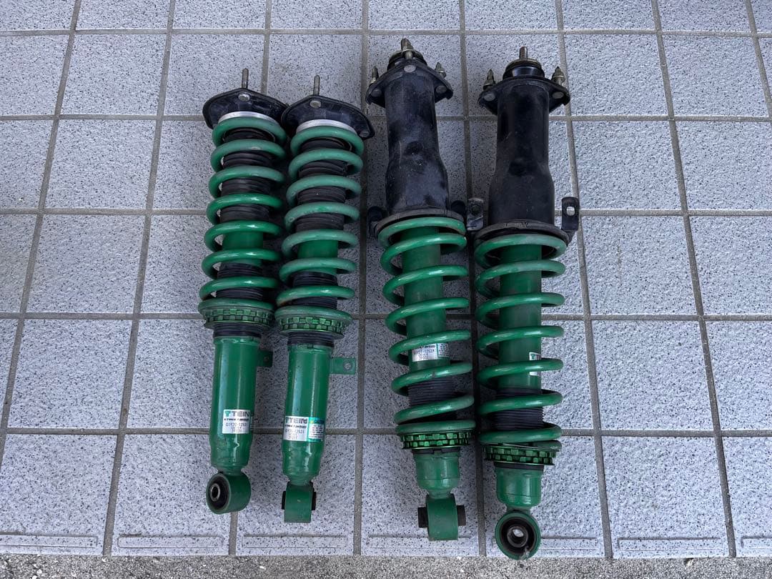 パーツ SXE10 TEIN STREET damper パーツ SXE10 TEIN STREET damper SXE10アルテッツァ用TEIN SUPER