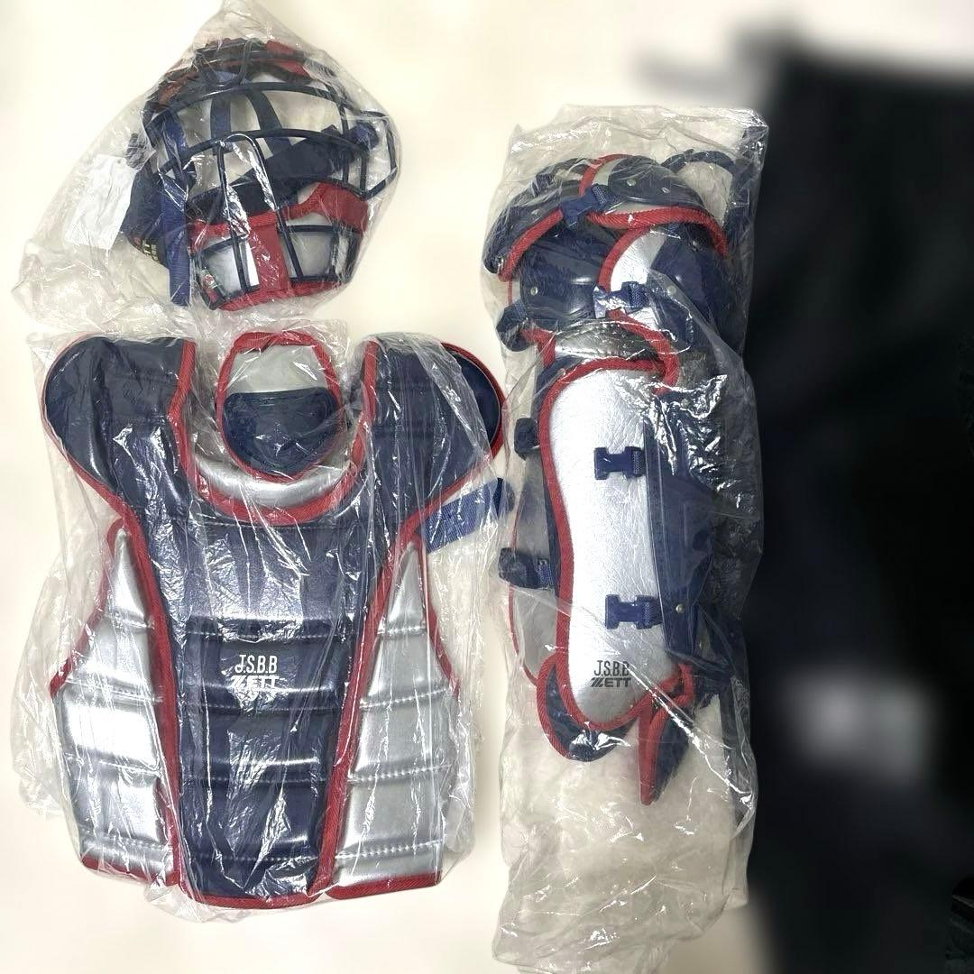 週末限定ゼット　少年軟式　キャッチャー防具セット　マスクレガースプロテクター新品 ゼット（ZETT） 少年軟式用 キャッチャー防具 4点セット マスク