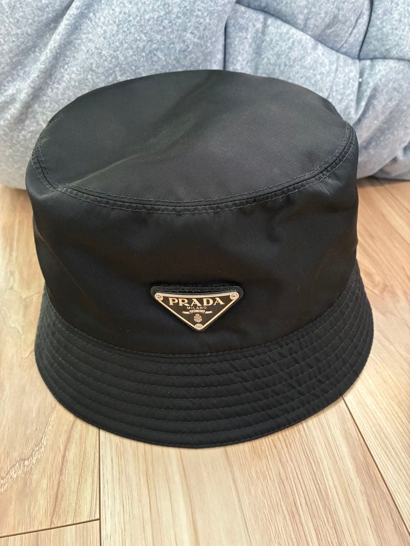 PRADA ナイロンバケットハット　ブラック　XL 購入時付属品付き PRADA 芸能人愛用 ハイブランド バケハ プラダ ナイロンバケット
