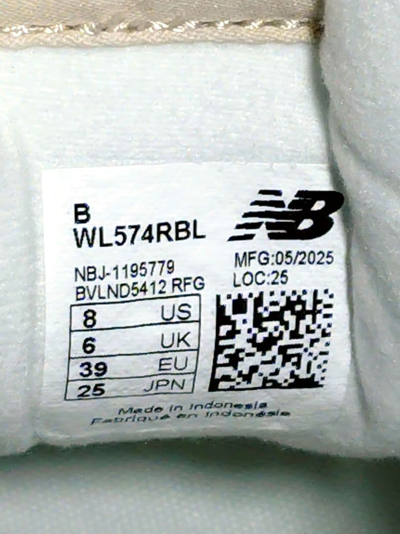 ★タグ付き、未使用品！ニューバランスWL574 RBL / 25.0cm