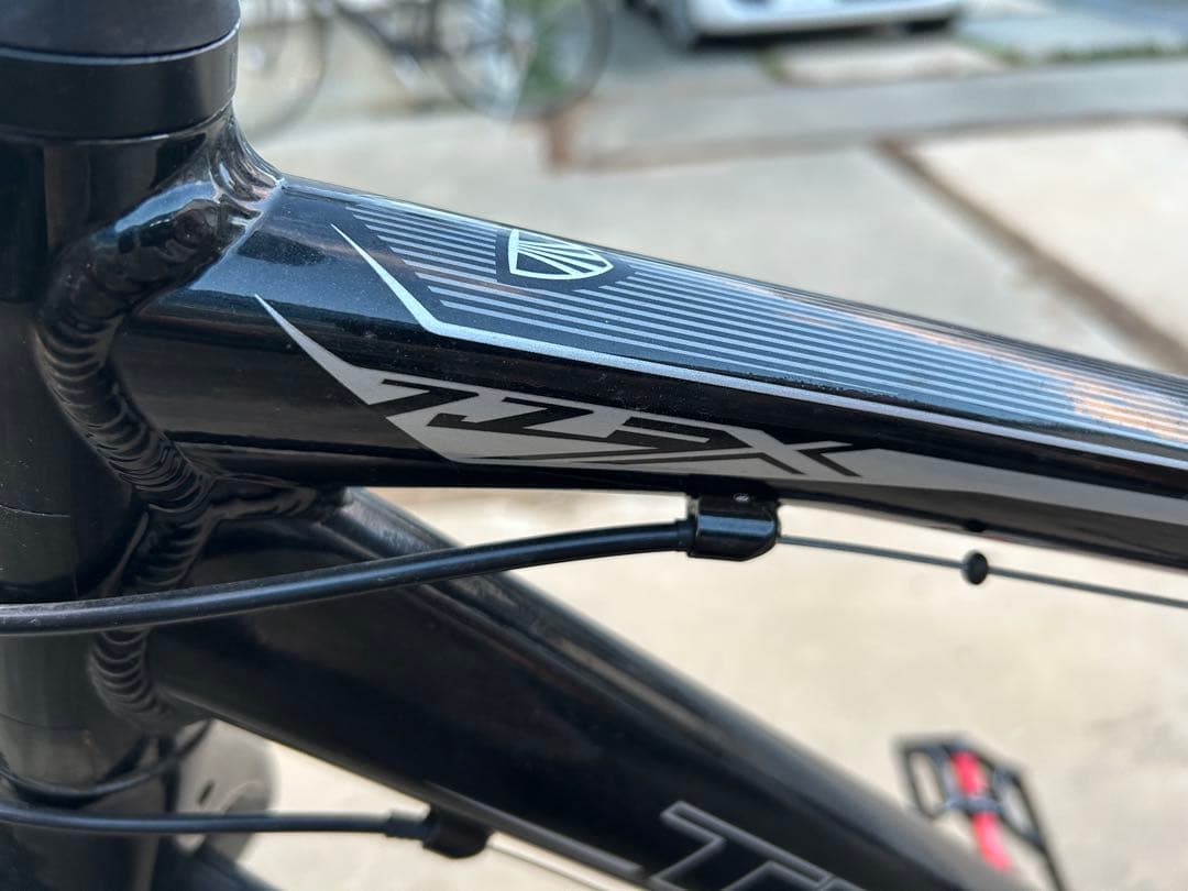 トレック 7.7FX クロスバイク　兵庫より