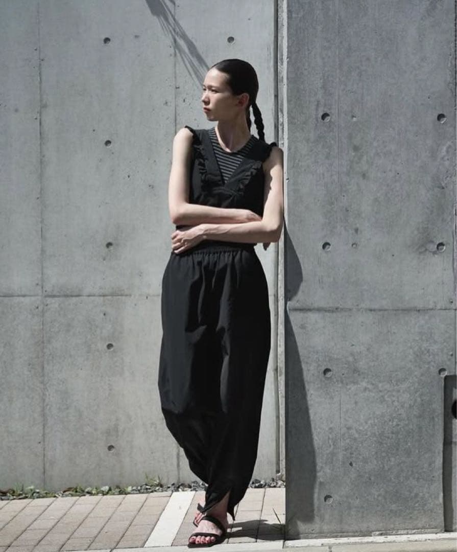 くるみ様専用＊マチュピチュ V/N フリル付き黒キャミソール - メルカリ