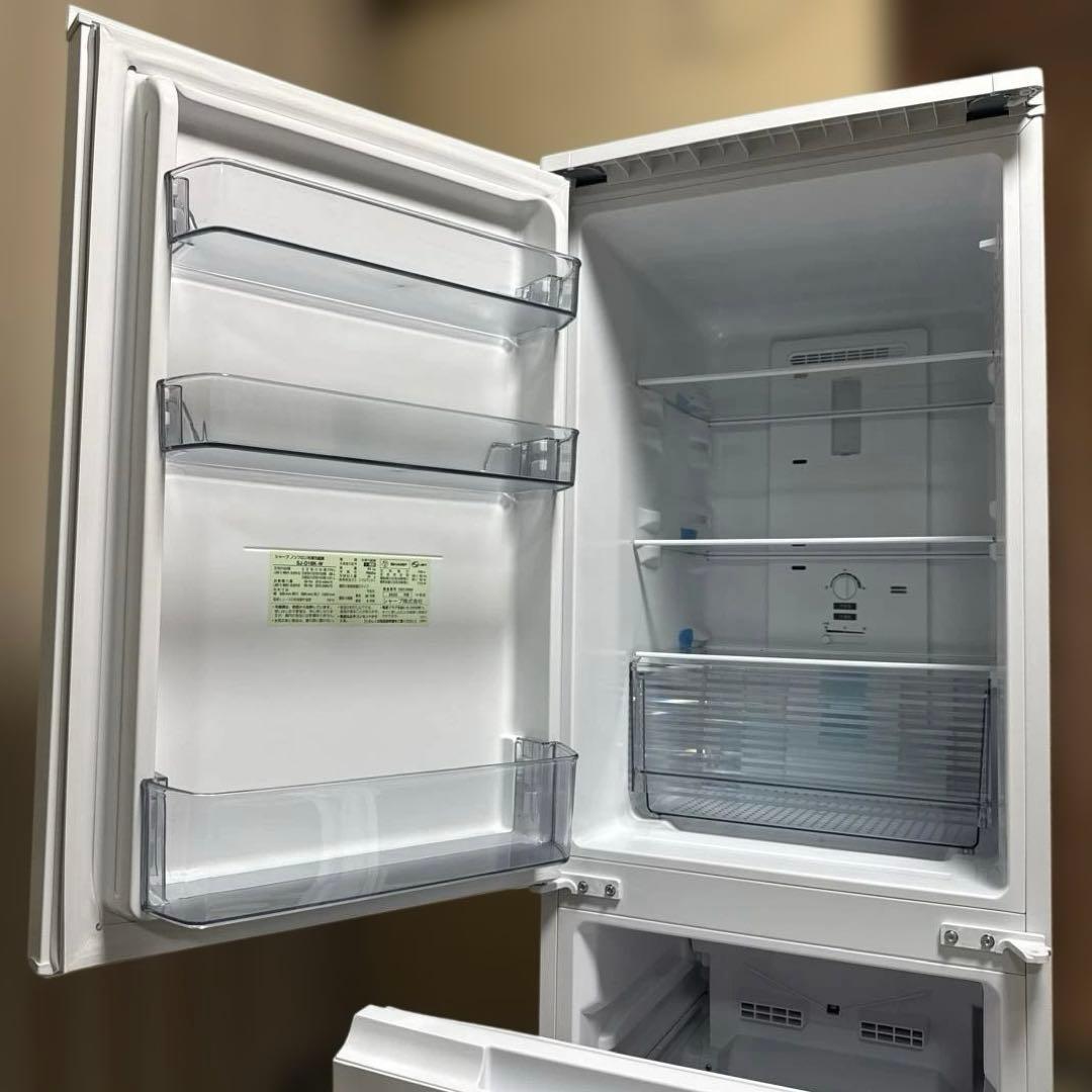 ほぼ未使用 SHARP 2023年製 冷蔵庫 179L つけかえどっちもドア ほぼ未使用