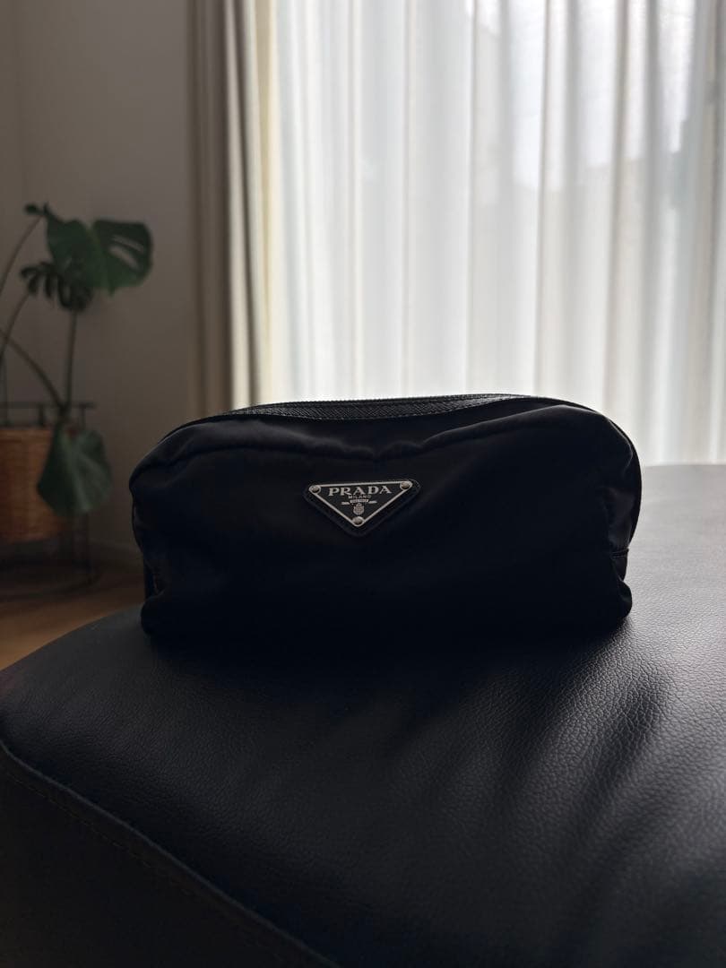 PRADA 黒 ナイロンポーチ 楽天市場】【新品未使用品】PRADA プラダ ナイロン ポーチ 化粧ポーチ