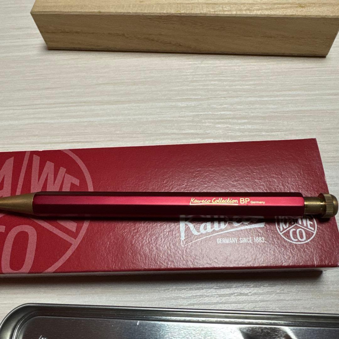 M*J様 カヴェコスペシャル 限定カラーレッド ボールペン - メルカリ