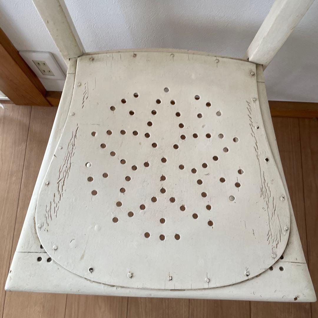 イギリス アンティークチェアー ハグオーワー雅姫さんと同じ - メルカリ