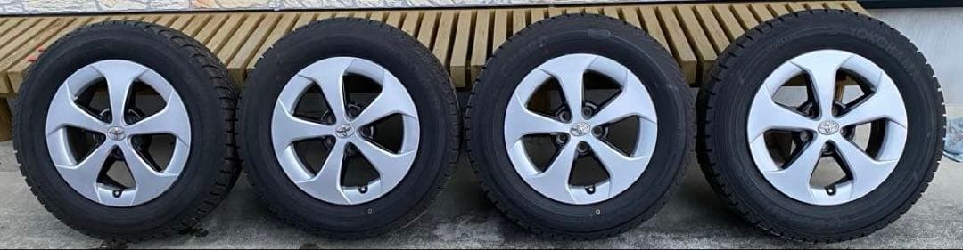 30プリウス純正15インチホイール195/65R15ヨコハマスタッドレス送料込み プリウス TOYOTA トヨタ 30系 プリウス純正 15インチ イエローハット