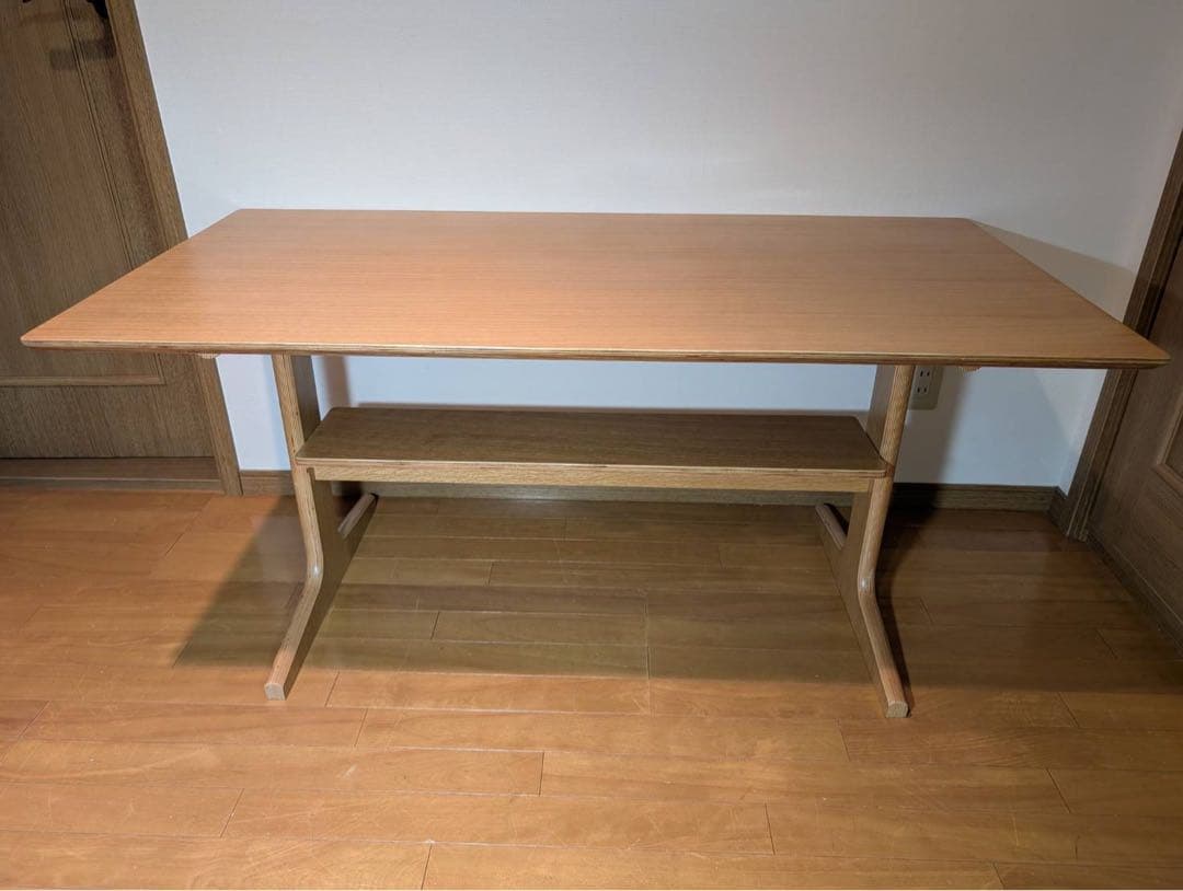 ■送料込■MUJI 無印 リビングでもダイニングでもつかえる テーブル2 食卓 新宿通り】コンパクトなスペースで快適に過ごせる「リビングでも