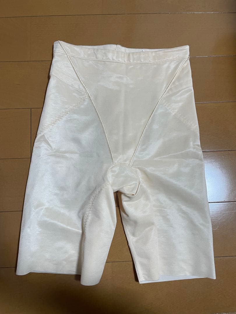 FOUR SIS & CO ブライダルインナー3点セット - メルカリ