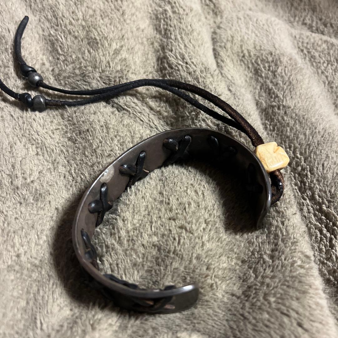 レッドリーチュエ ヴェロニカ バングル - メルカリ