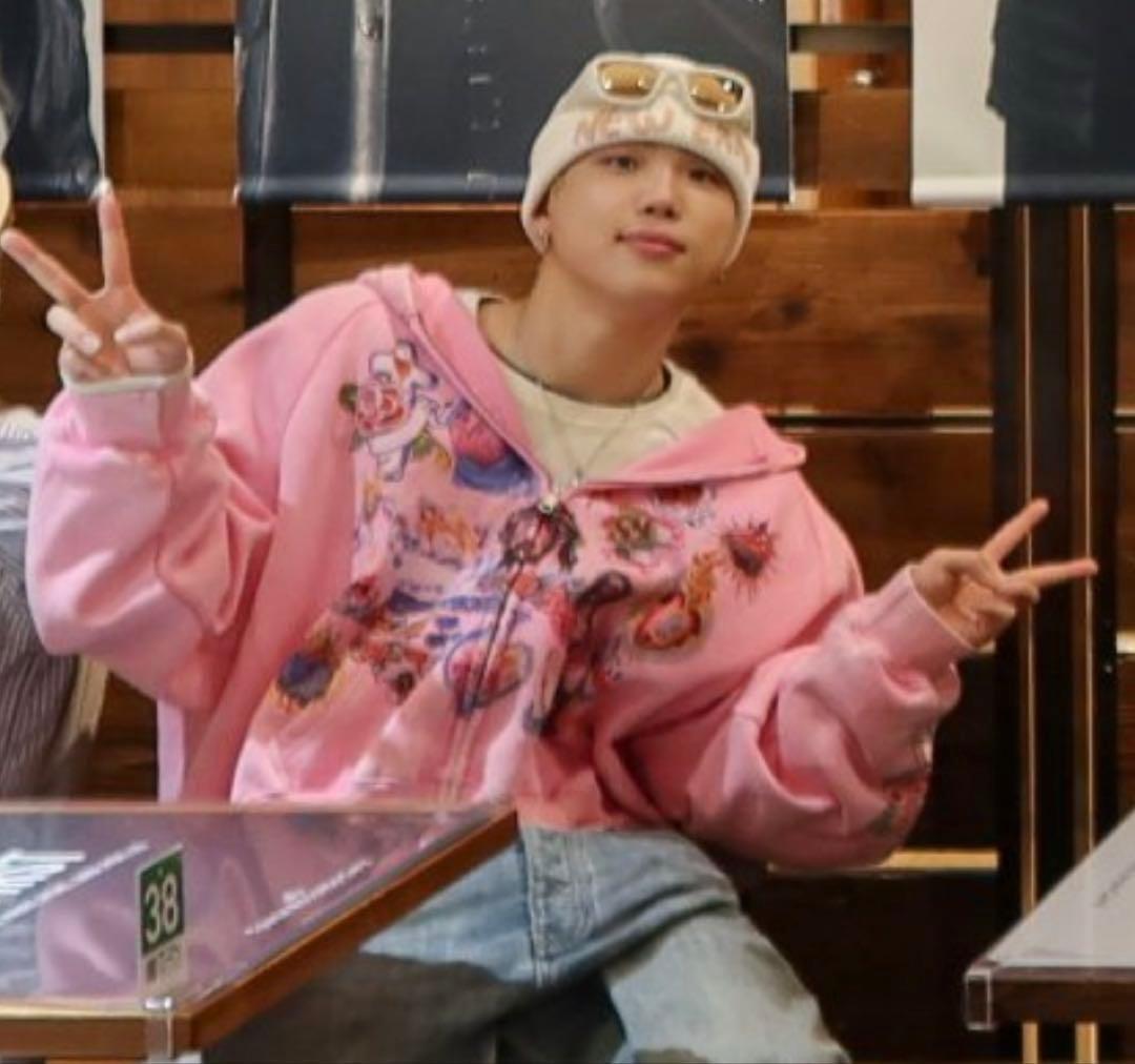 NEW ERA ニット帽 ホワイトBE:FIRST シュント着用 完売品 - メルカリ