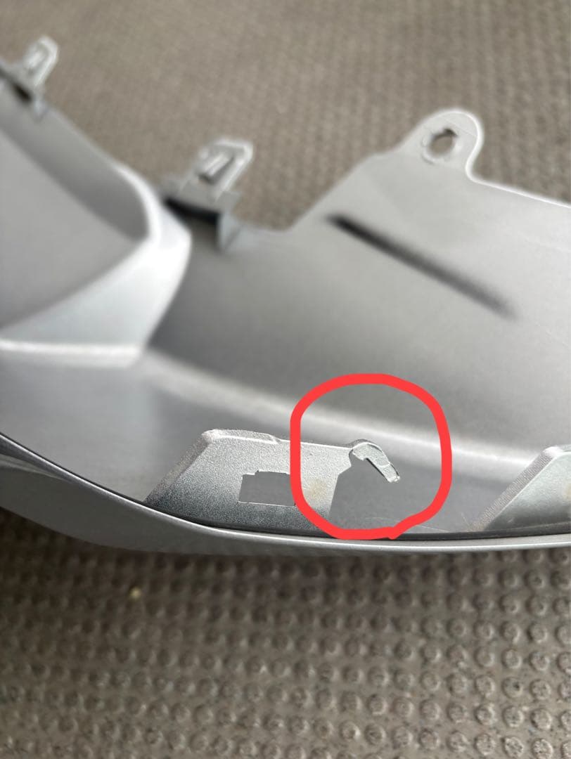 前後RAV4純正スキッドプレート（小傷、爪折れあり） - メルカリ