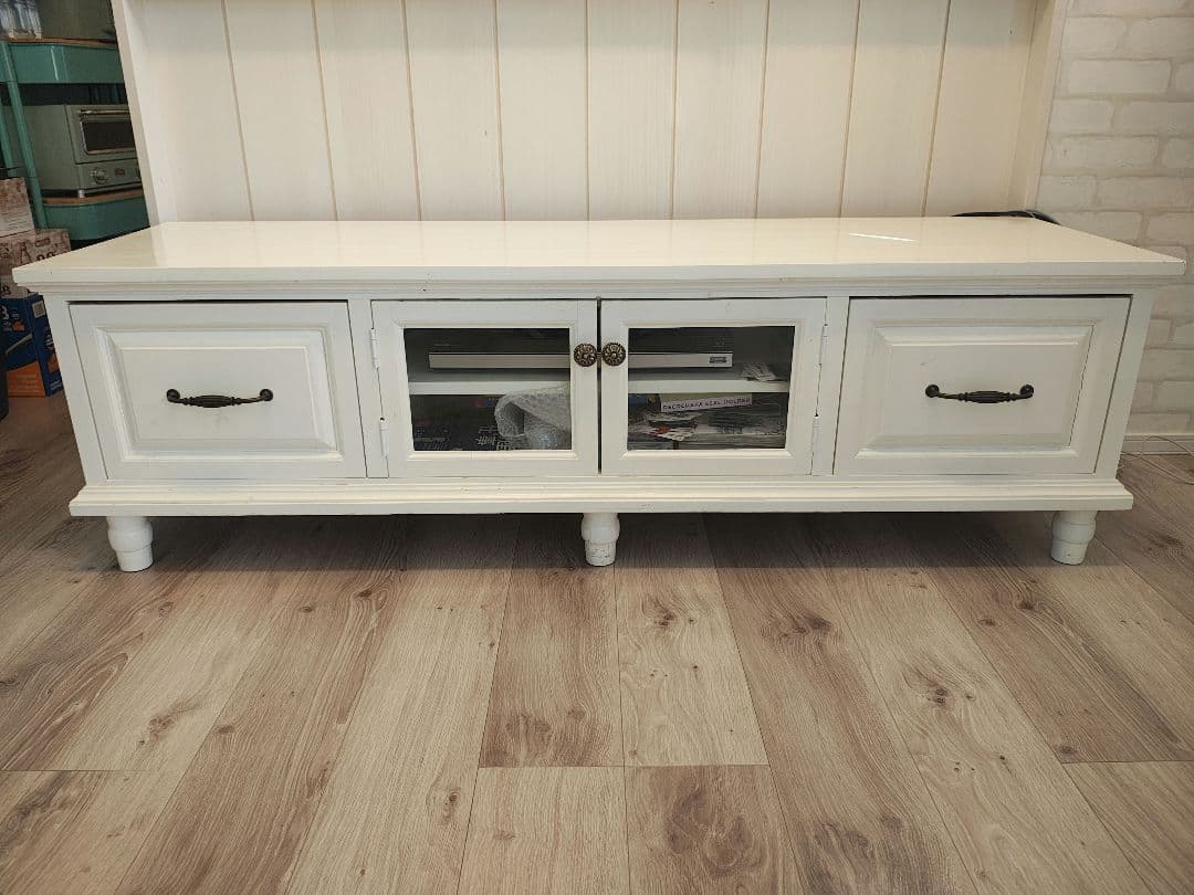 ホワイト家具 木製 テレビ台 ガラス扉付き　オーダーメイド　かわいい ホワイトテレビボード ガラス扉付き 半完成品 [幅85.5] fit | テレビ台