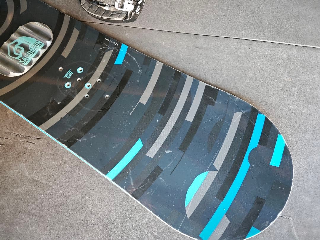 BURTON・SAᏞOMON・RIDE スノーボード3点セット