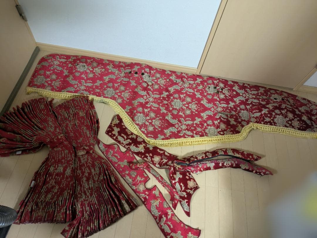 グランドプロフィア　内装　金華山　バレンタイン　赤　レッド　ダッシュマット他 ダッシュマット 金華山 バレンタイン赤 日野大型'17プロフィア