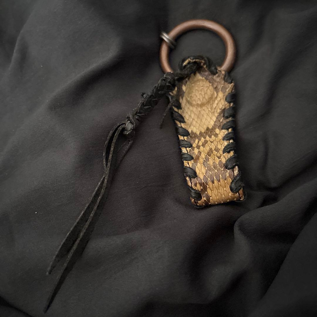 00s yasuyukiishii python leather キーホルダー