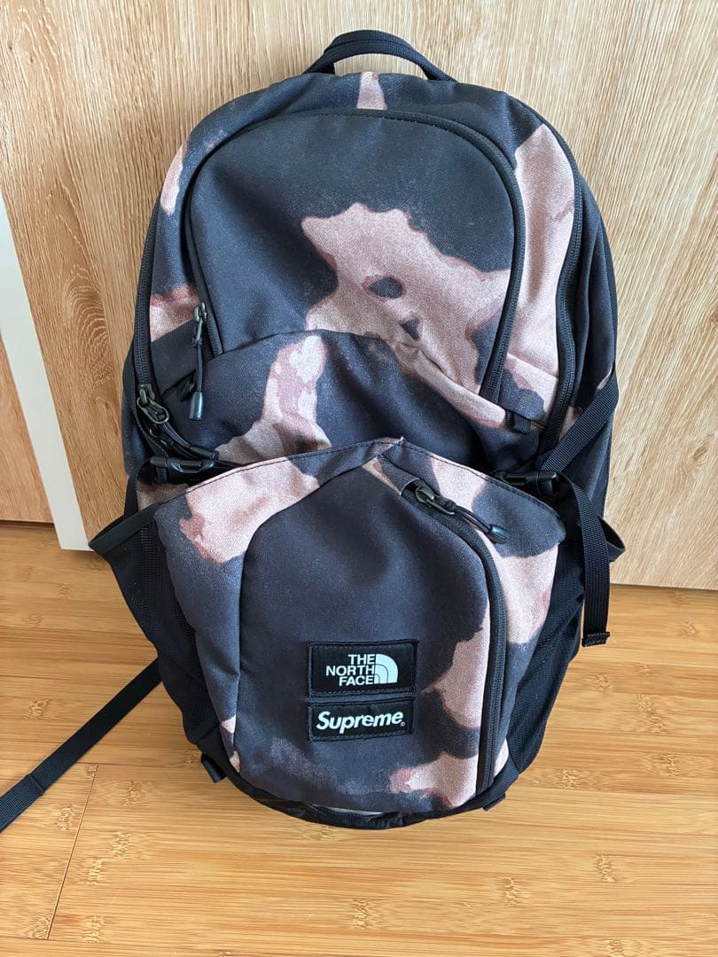 大幅値下げ　Supreme The North Face リュック Supreme®/The North Face® Trompe L'oeil Printed Borealis Backpack