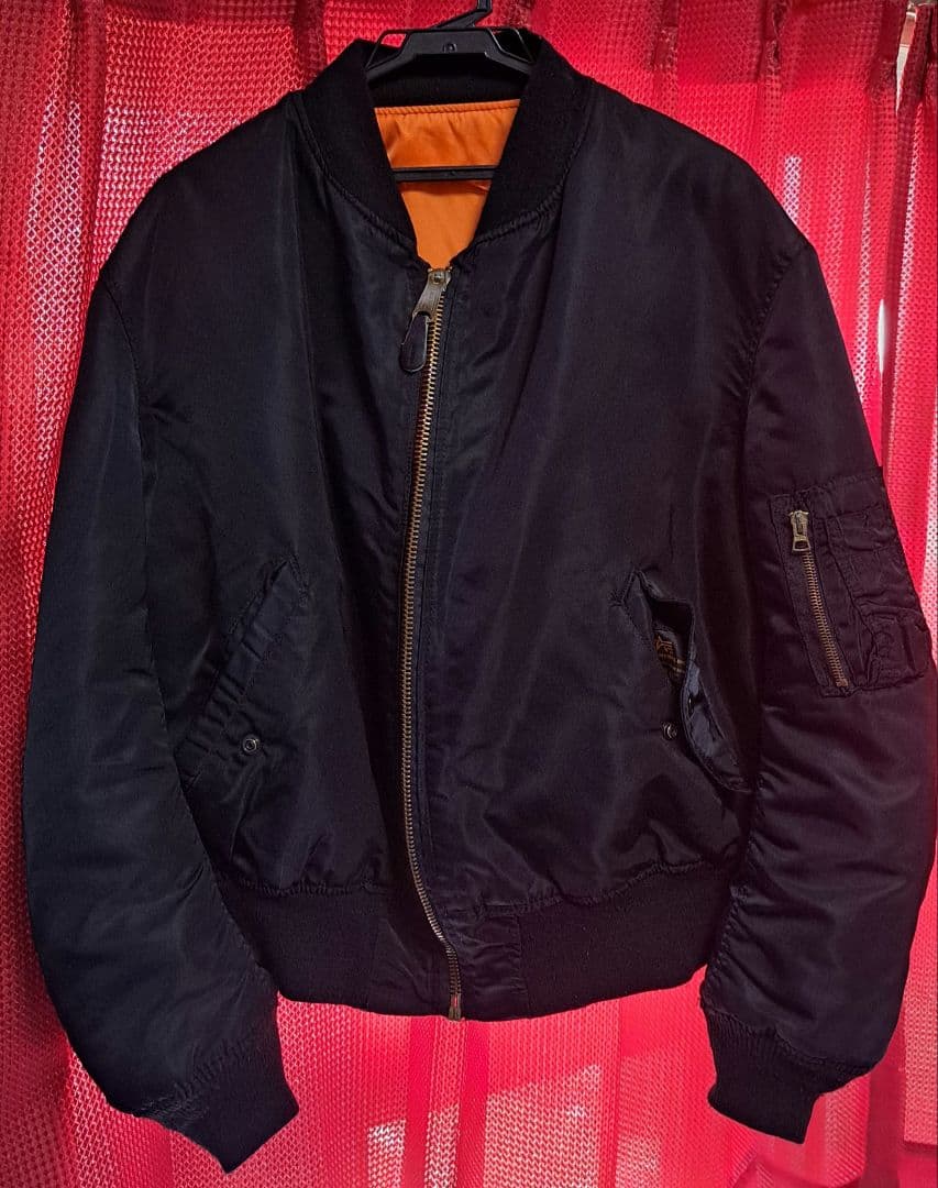 30年前の逸品 MA-1 ブラックジャケット オレンジ内側 - メルカリ