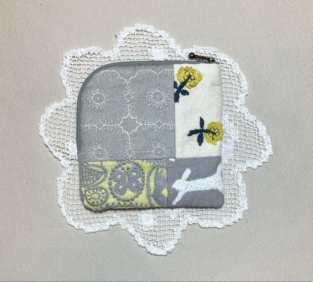 ミナペルホネン ハンドメイド 両面パッチワーク ミモザカラーのL字