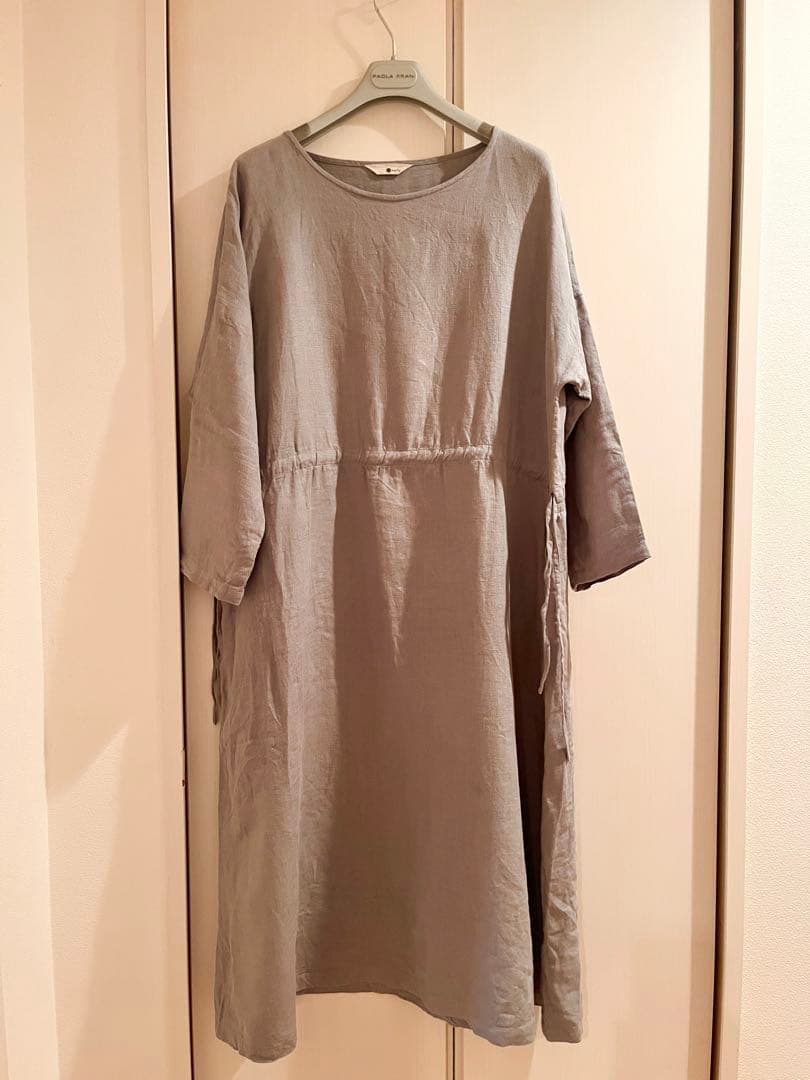 wafu. ワンピース ブルーグレイ 一枚で決まるリネン100%半袖・半端袖ワンピース | wafu.の天然素材