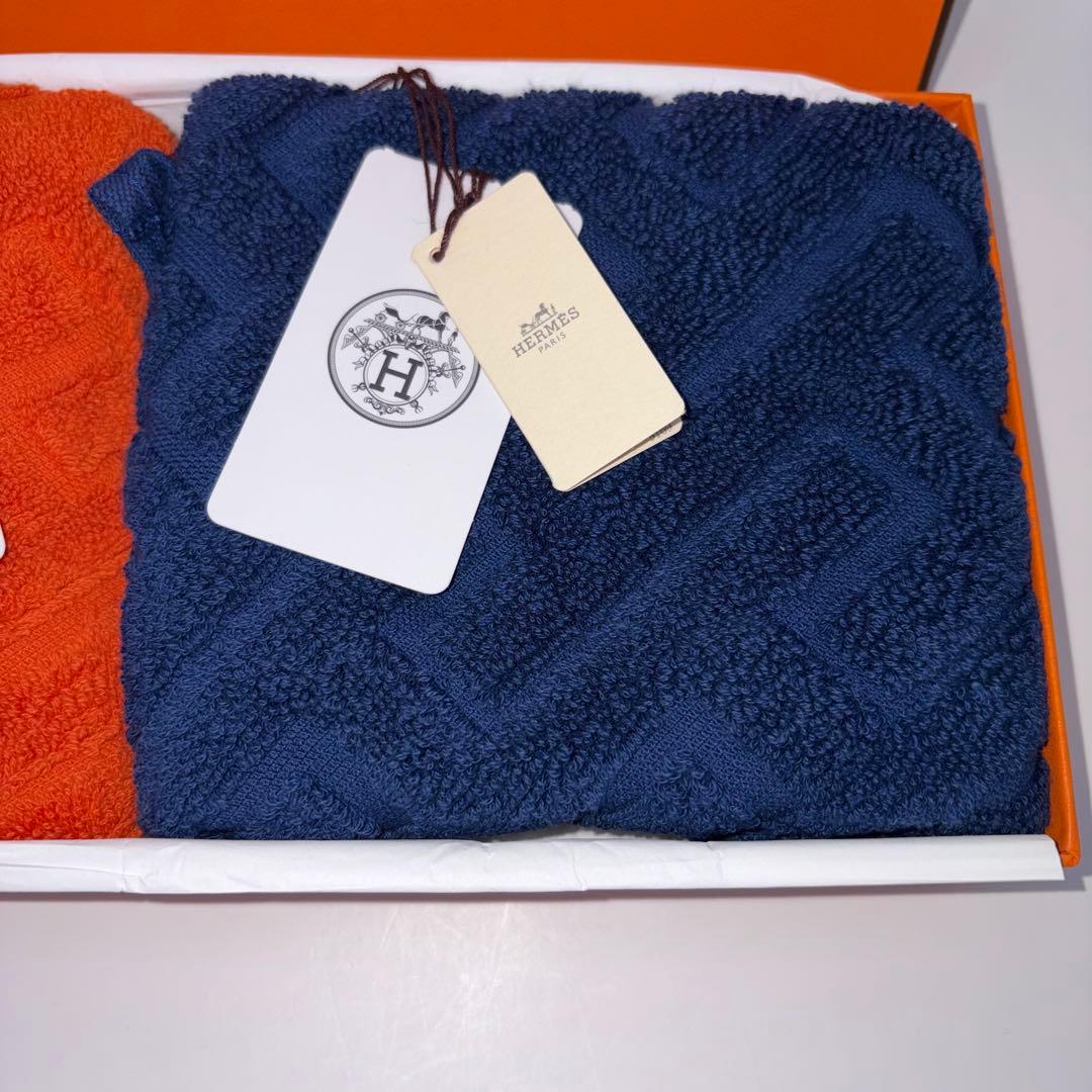 新品・未使用品】HERMES エルメス ハンドタオル・ハンカチ タグ付き