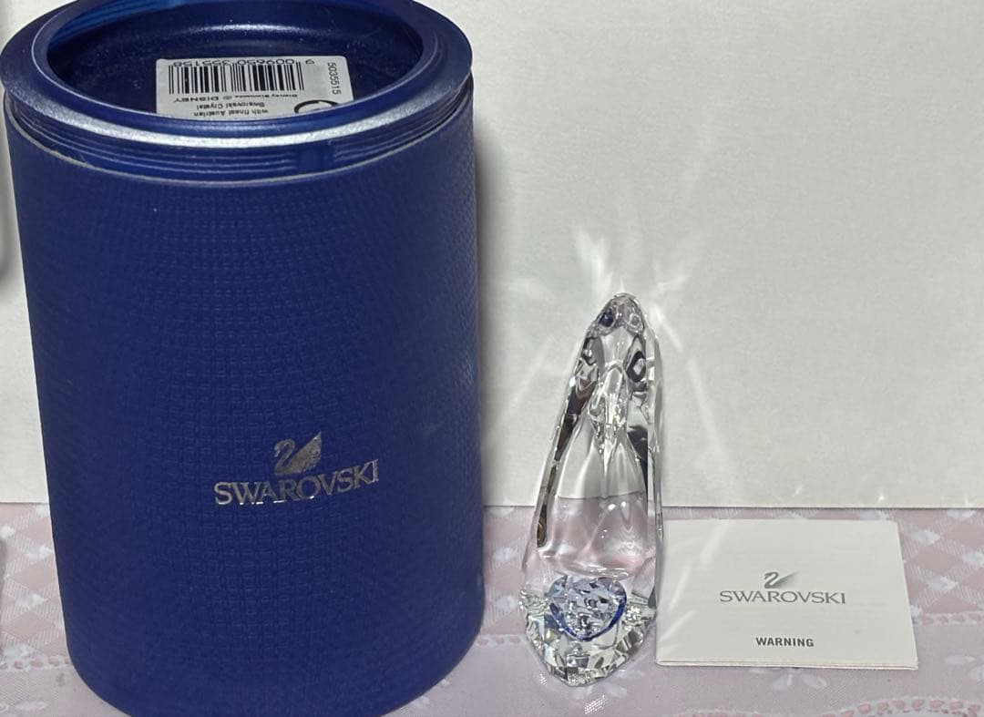 スワロフスキー ガラスの靴 シンデレラ ディズニーコラボ 限定品 スワロフスキーが制作したディズニー映画「シンデレラ」ガラスの靴が