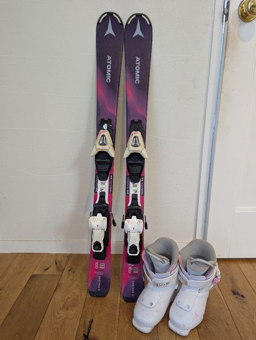 ATOMIC ジュニア用スキー板 ビンディング付き、ブーツセット ATOMIC - とろ☆様専用！アトミック ジュニア用スキー板・ブーツ