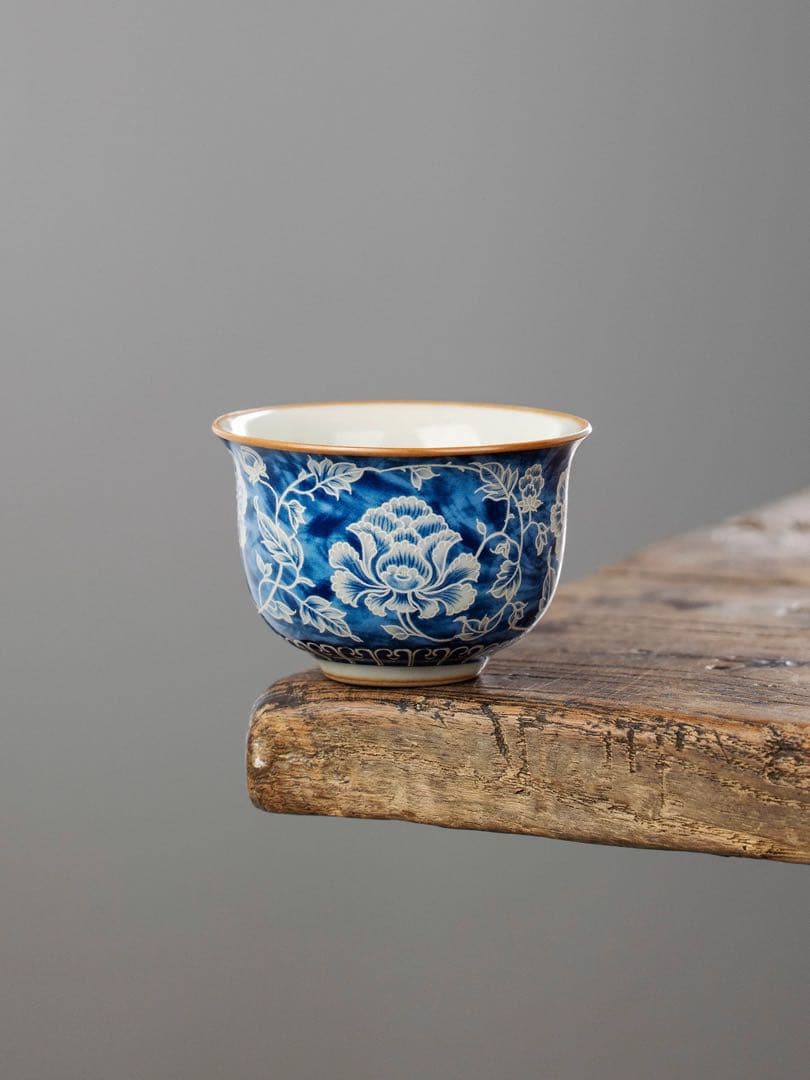 青色花柄陶器カップ 金縁付き 金彩青色花柄カップ&ソーサー- 海福雑貨通販部