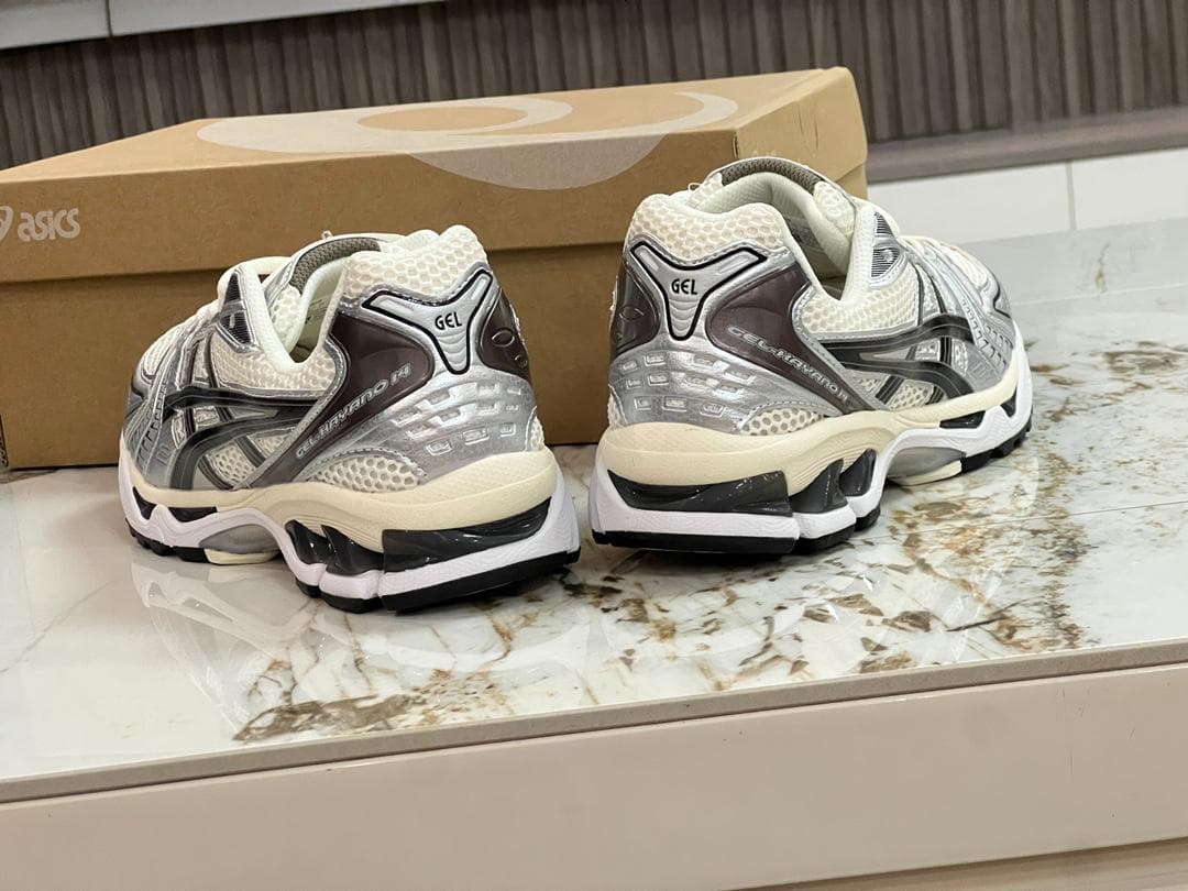 Asics Gel-Kayano 14 スニーカー 26.5cm