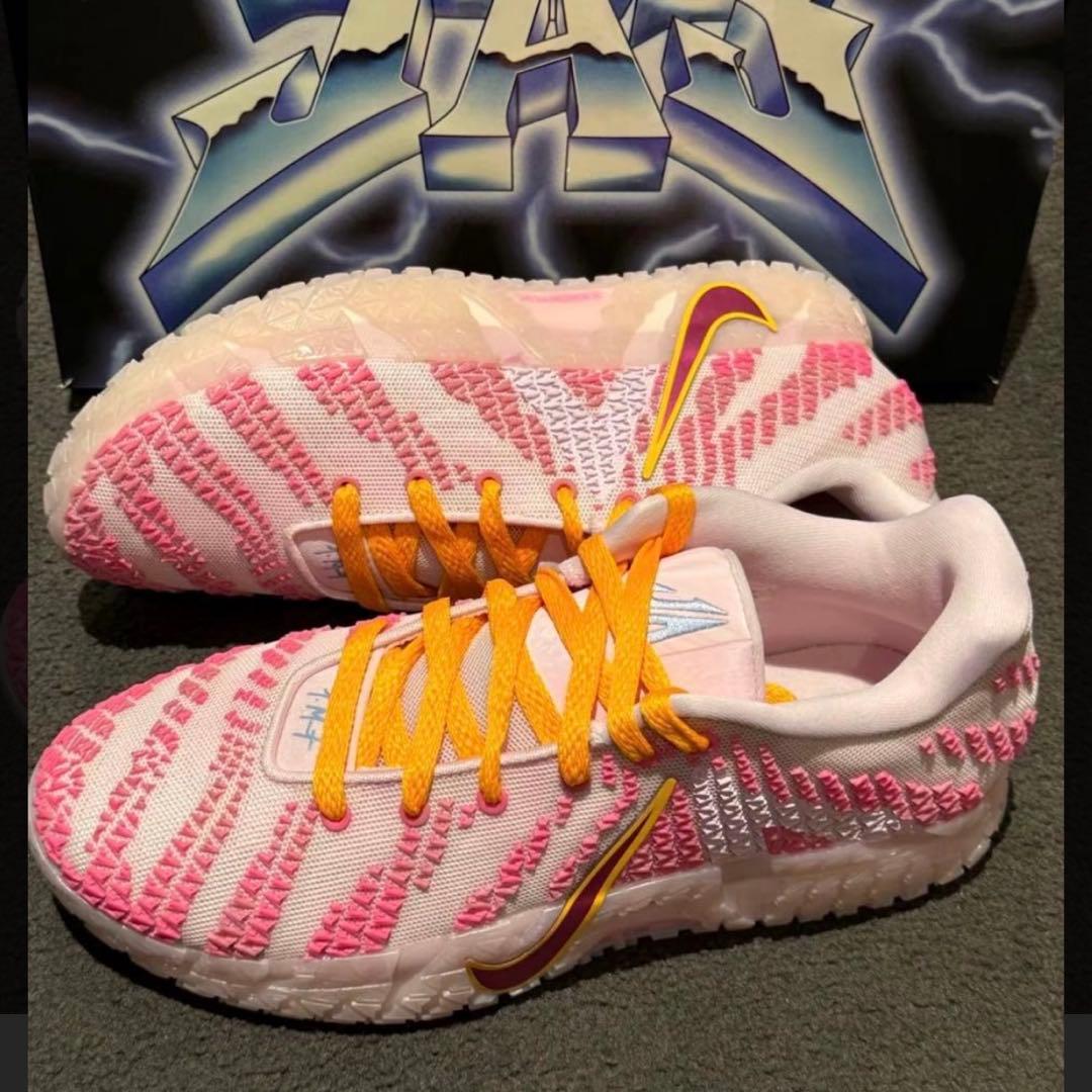 ジャ3 JA3 バレンタイン　26.5センチ ジャ3 JA3 バレンタイン 26.5センチ NIKE JA 3 EP 'VALENTINE'S DAY