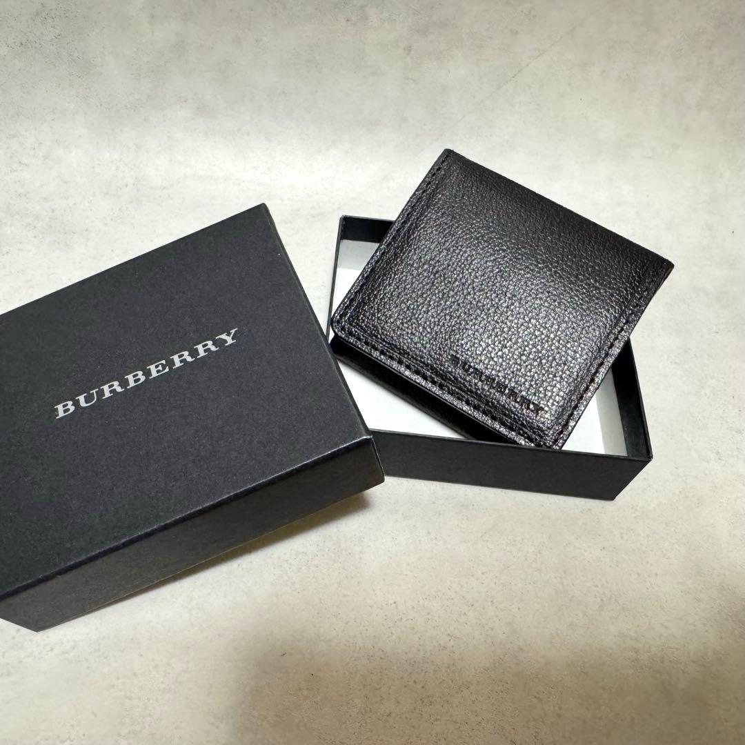 【新品未使用】バーバリー　ケース　小銭入　ブラック　レザー　本革　チェック バーバリー BURBERRY チェック ウォレット 8062606 ブラック×グレー