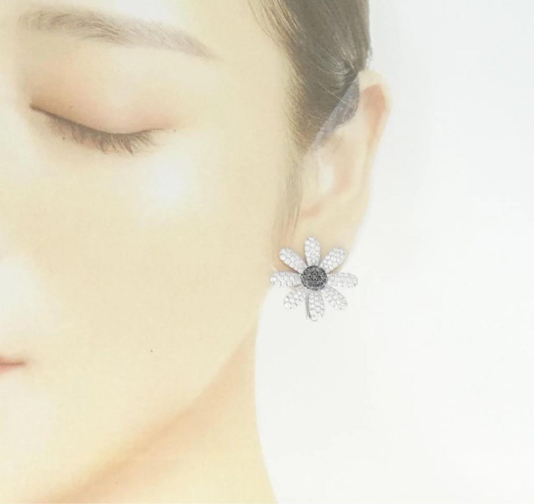 Mio Harutaka マーガレットピアス 片耳 - メルカリ