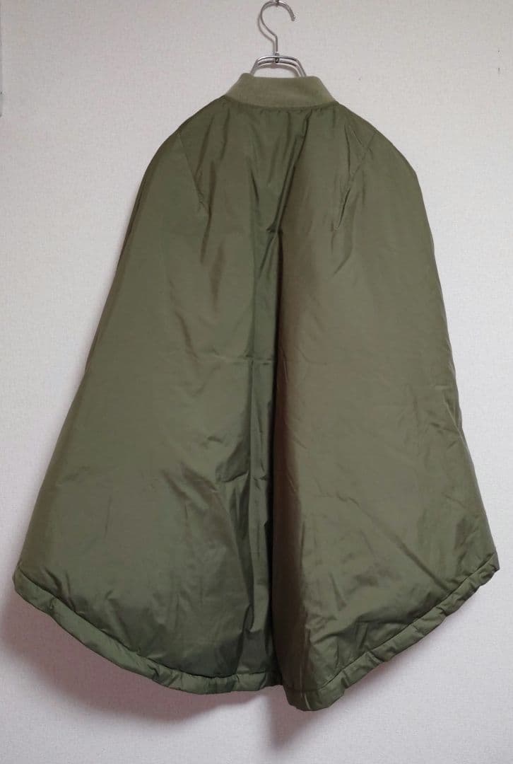 ELE STOLYOF/ エレストリオフ】Victoria Down MA-1 - メルカリ