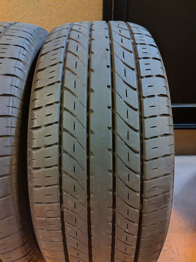 235/50/R18　TOYO　TRANPATH　R30 4本　④