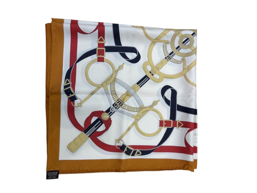 エルメス カレ 90 《エプロン・ドール》