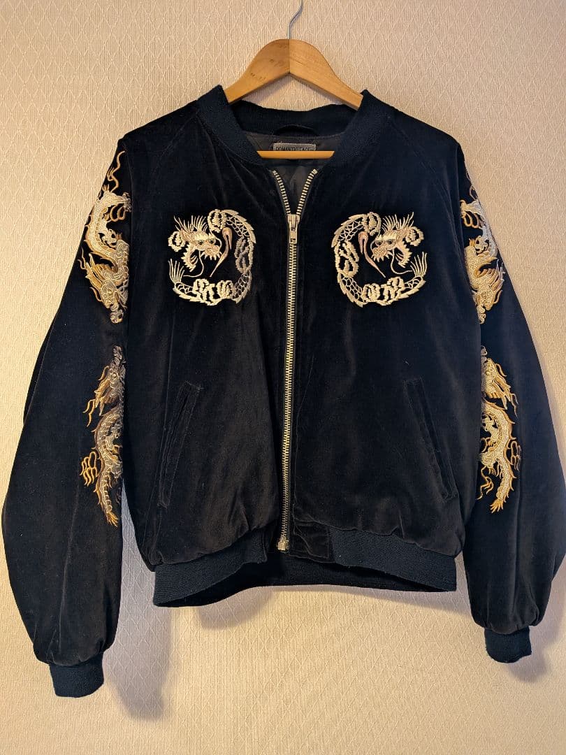 スカジャン 黒 ベルベット 刺繍 - メルカリ