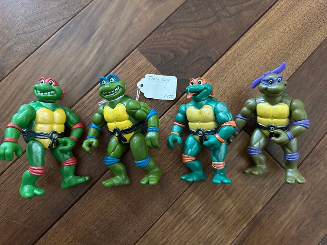 TMNT タートルズ　トゥーン　4体セット JoyToy 1/18 ティーンエイジ ミュータント ニンジャ タートルズ 『TMNT