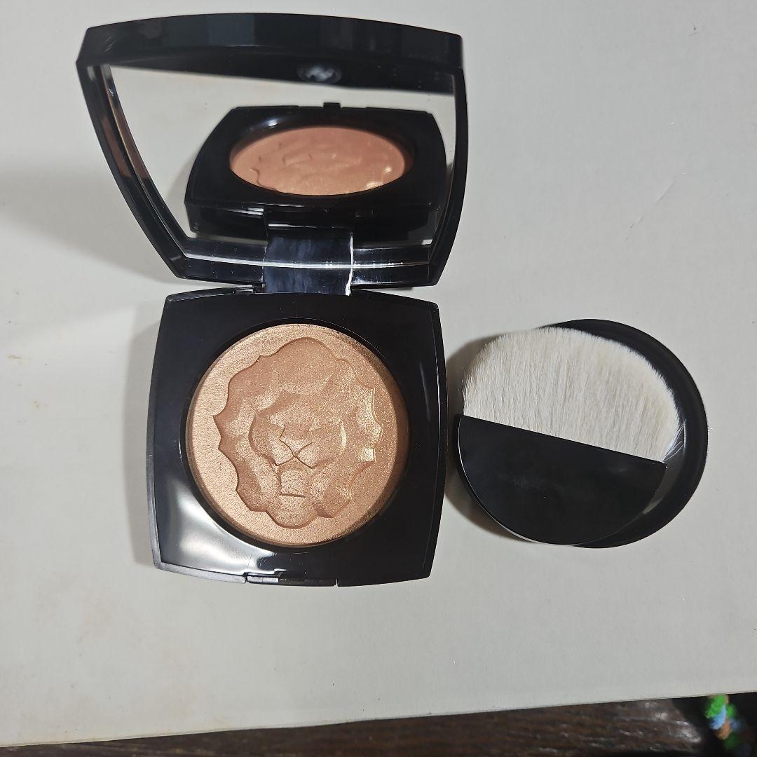 CHANEL シャネル ル リオン ドゥ シャネル フェイスパウダー - メルカリ