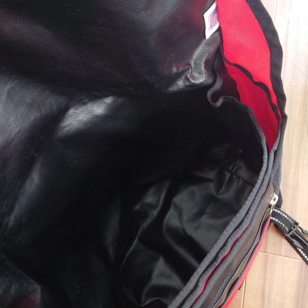 CHROME メッセンジャーバッグ 赤・黒 - メルカリ