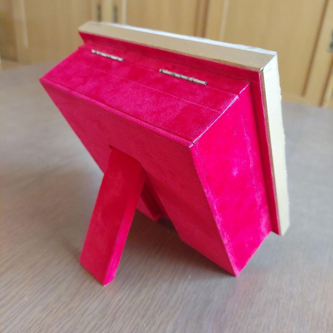 皇太子妃雅子様ご内親王誕生記念 カメオブローチ(鑑別書付き) - メルカリ