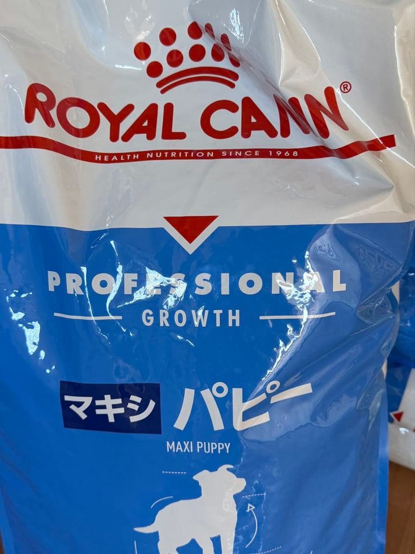 ROYAL CANIN マキシ パピー ドライフード 成長期のマキシ犬用、16kgの