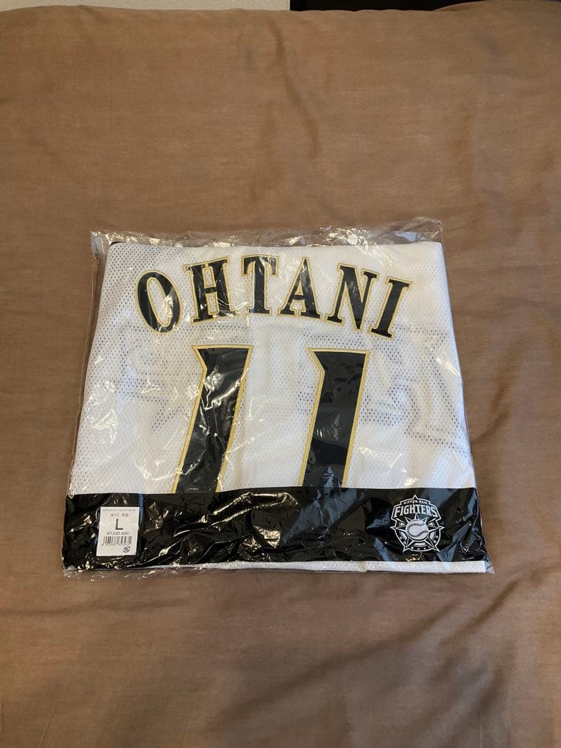 【新品•未開封】北海道日本ハムファイターズ 大谷翔平 レプリカユニフォーム 大谷の11番レプリカSサイズ美品だって！着てみたいよぉ羨ましすぎる